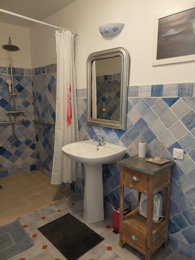 Mas Des Cigognes Bed & Breakfast Le Thor Luaran gambar