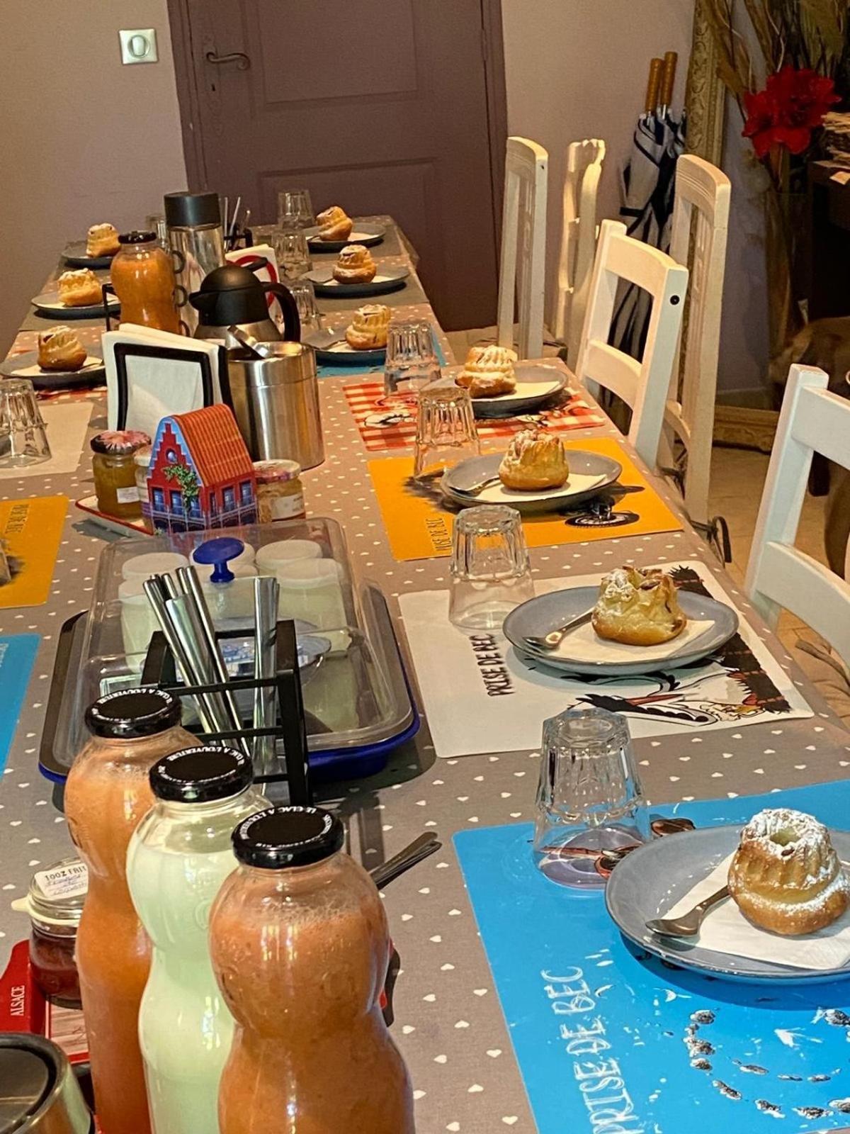 Mas Des Cigognes Bed & Breakfast Le Thor Luaran gambar